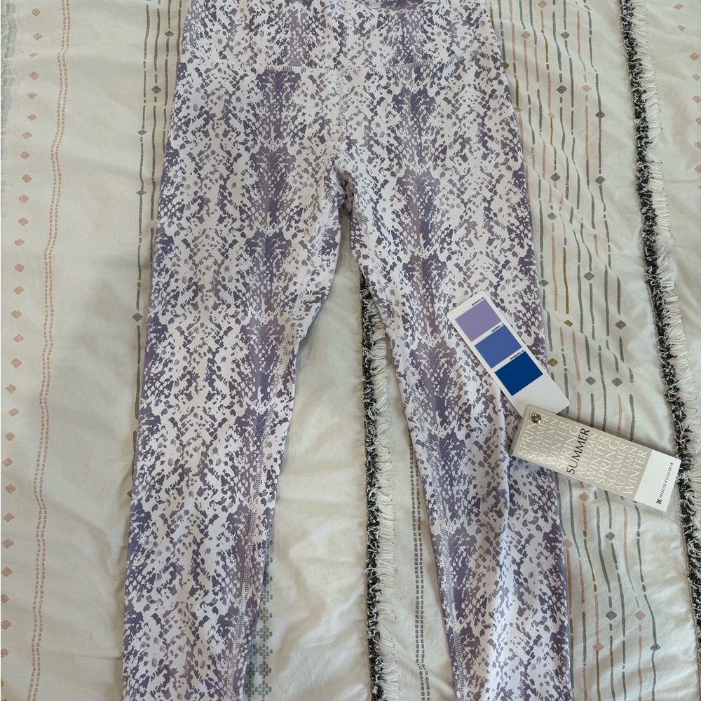 5/$22 Stylish Purple Patterned Women's Jeans